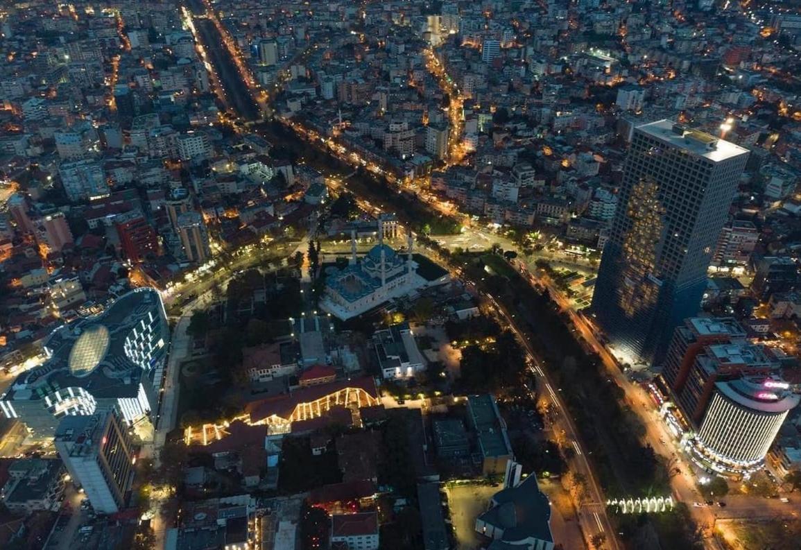 Апартаменти Sun Tower-Center Of Тирана Екстер'єр фото